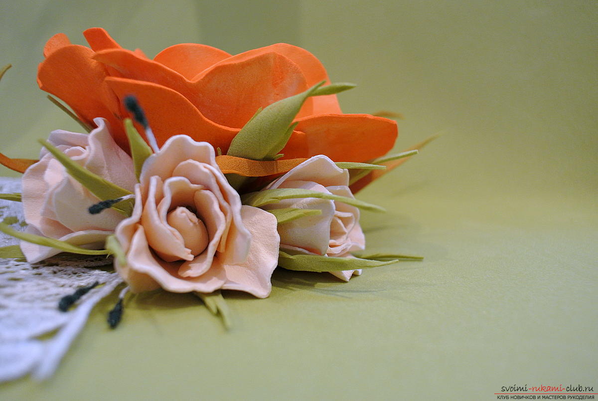 Мастер-класс изготовления украшения своими руками - брошь-заколка с розами из фоамирана.. Фото №29
